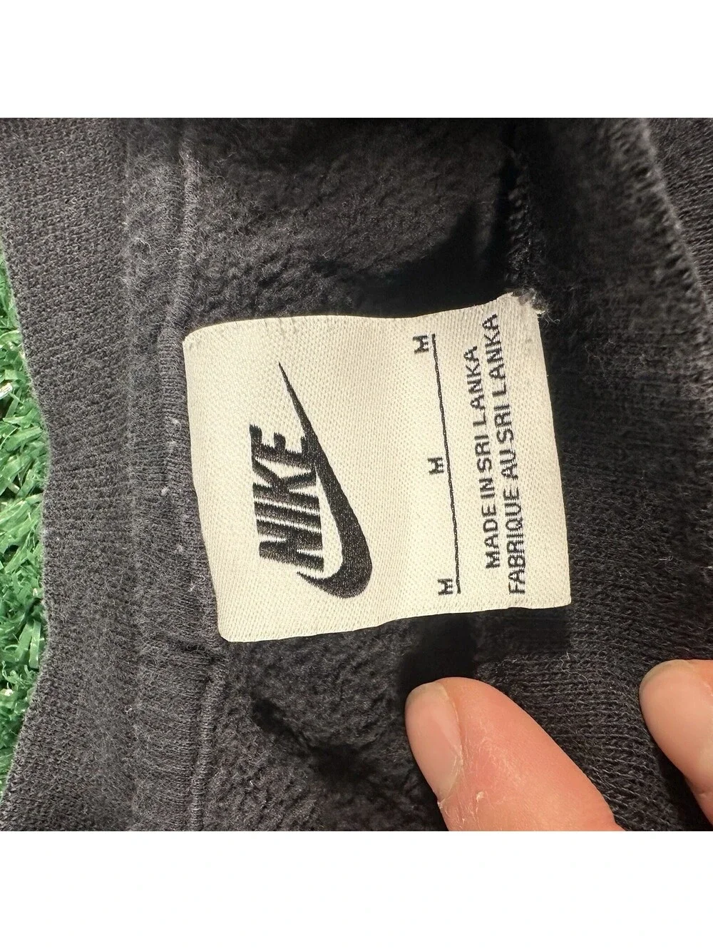 Nike Men's Sportswear Sweatshirt Crewneck Pullover Size Medium Stained
